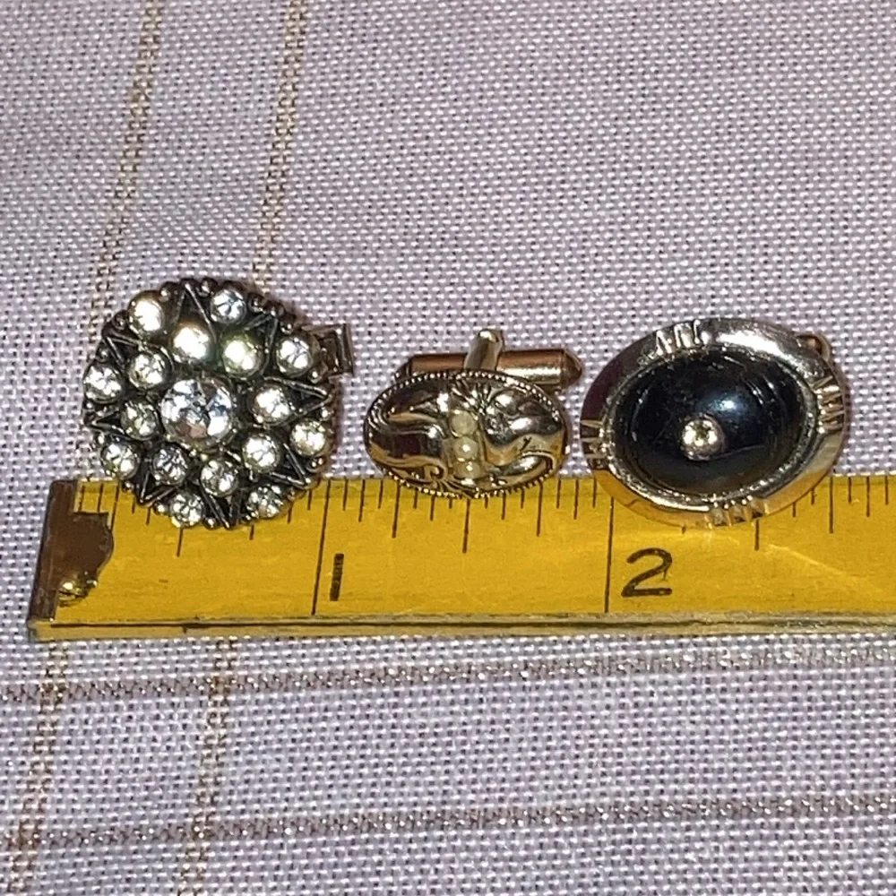Selection of 3 VTG Single Cuff Links to be Worn as STATEMENT COLLAR BUTTONS
